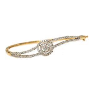 La Carese De Bracelet